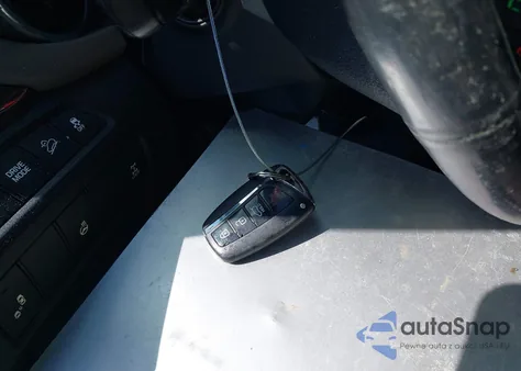 2017 Hyundai Santa Fe Sport 2.4L из США, поврежденный, VIN 5XYZUDLB2HG498899